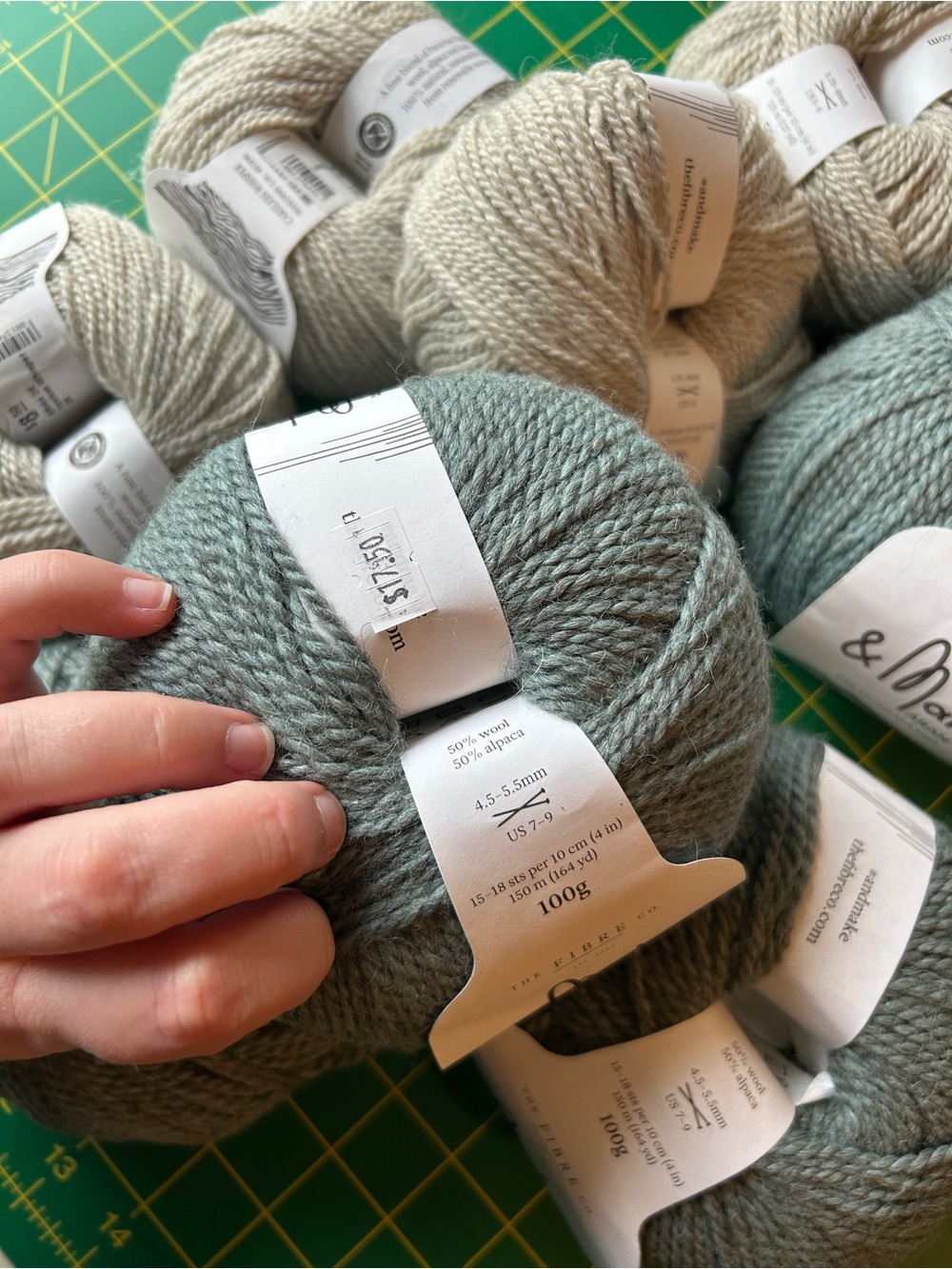 YARN DESTASH / &Make Bundle - Picture 4 of 7